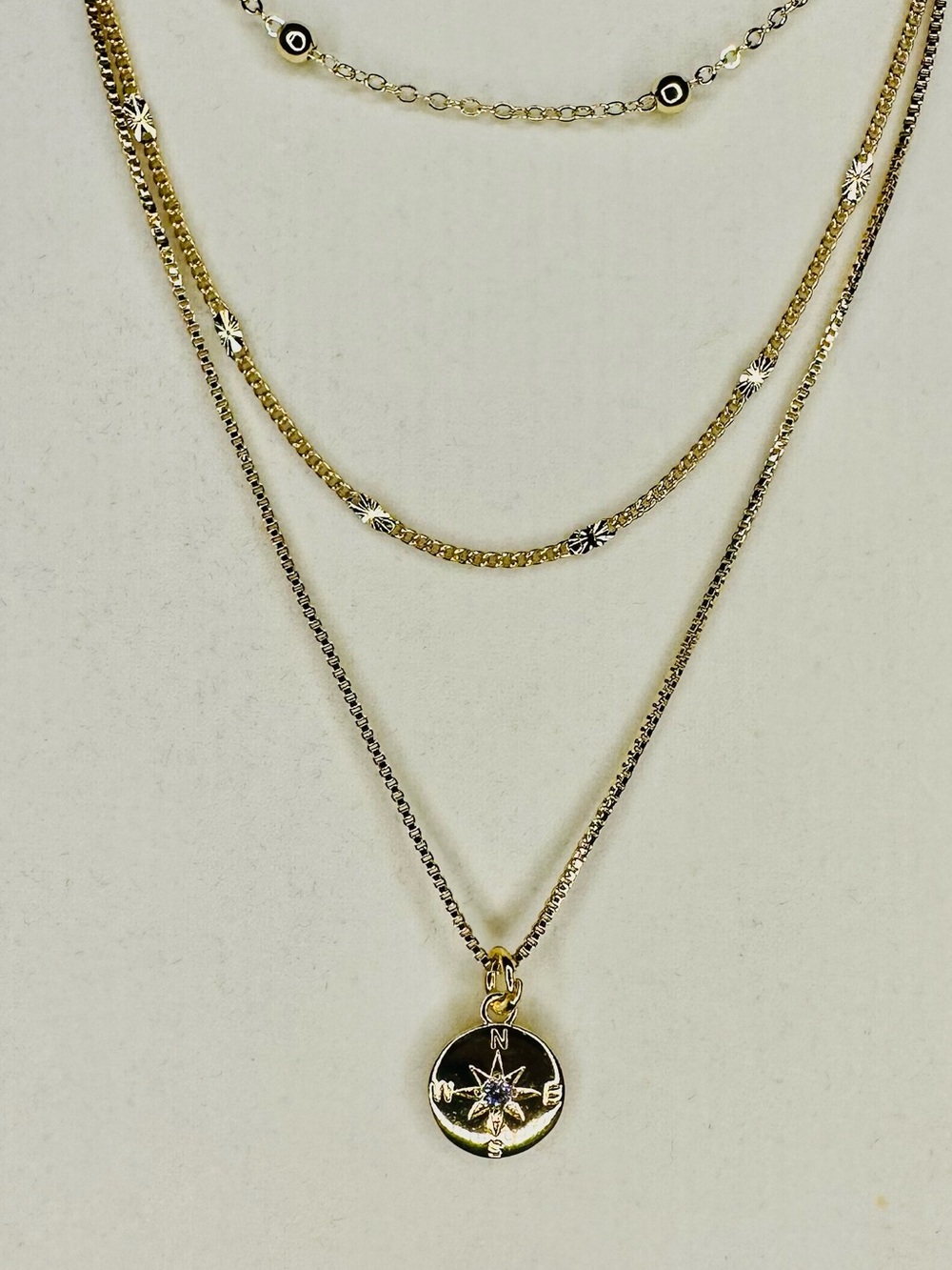 Gold Plated Layered Necklace Set Compass Pendant 3 Piece New - Picture 4 of 9